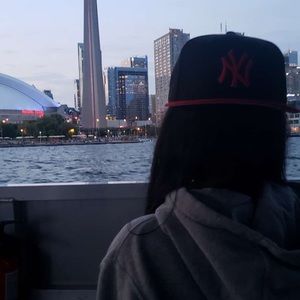 Meet your Posher, Mya